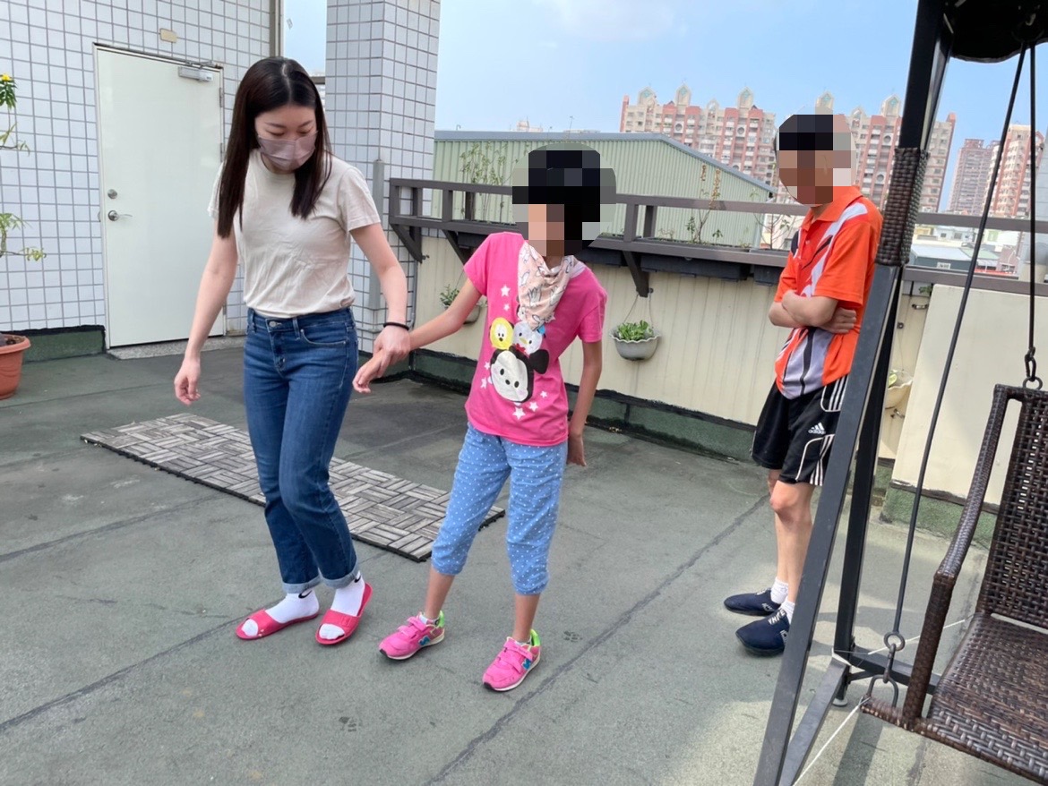 【平日 高雄鳳山】成人身障者課程入班陪伴志工 的第二張解說圖
